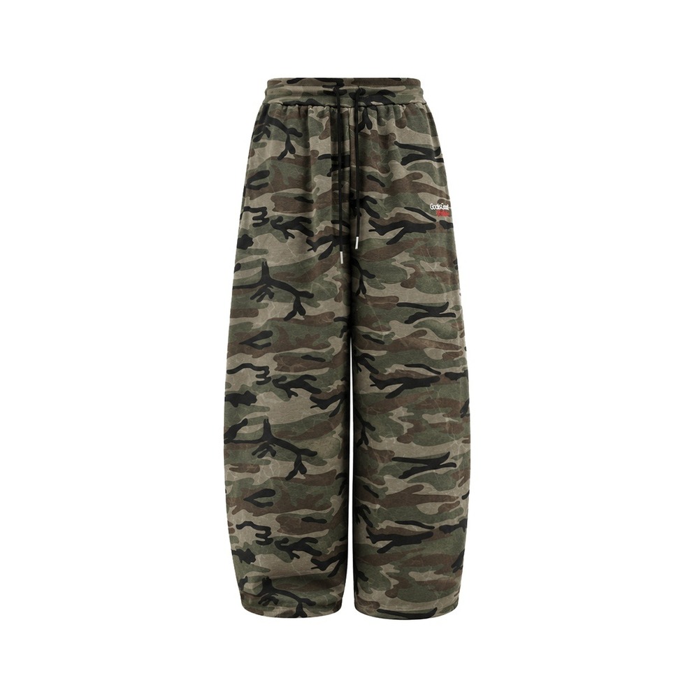 NWT | FDR Urban Camo Baggy Sweats | Size M